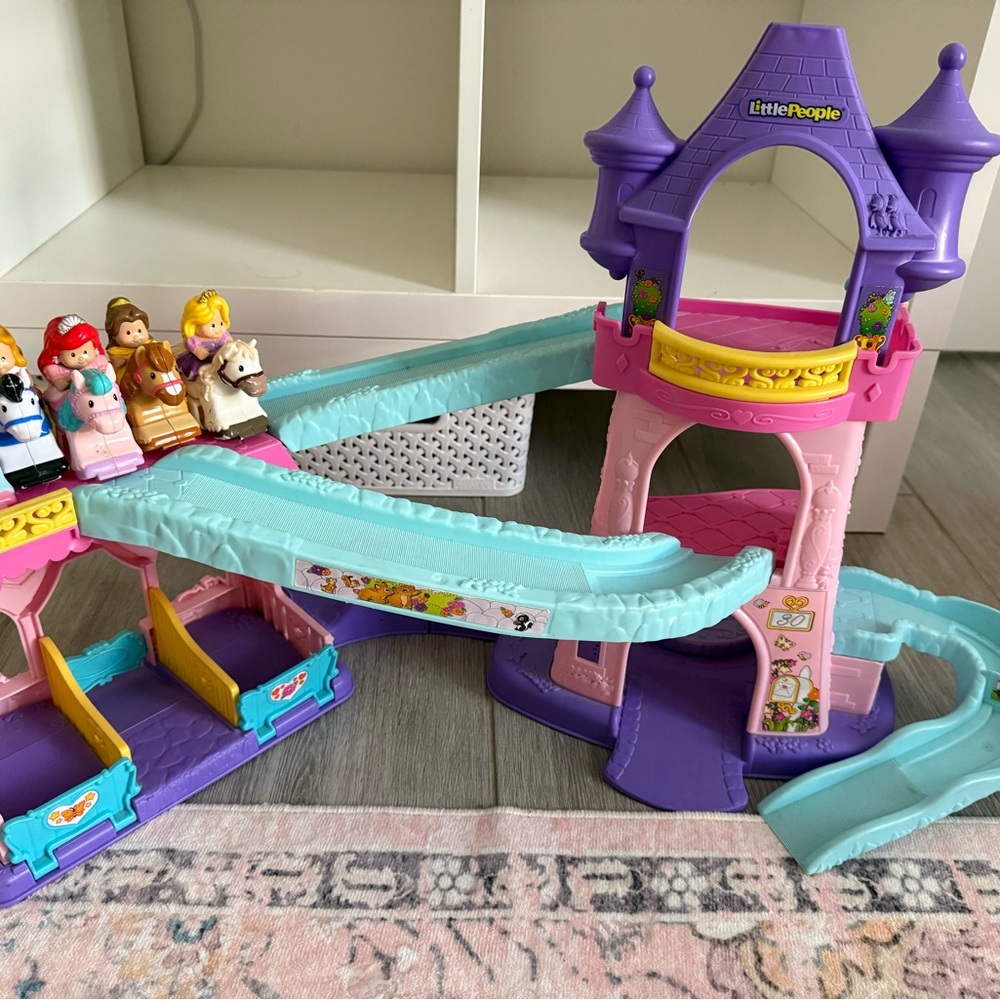 Fisher Price Little People Disney Klip Klop Castle